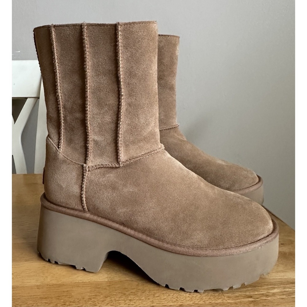 UGG Classic Twin Seam New Heights Boots Platform Suede Chestnut Womens 10 READ